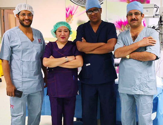 نجاح عملية استبدال مفصل ورك كامل لمريض بنجران