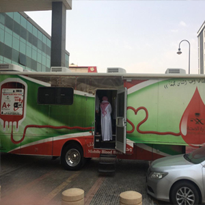 تنظيم حملة للتبرع بالدم لمنسوبي الصحة